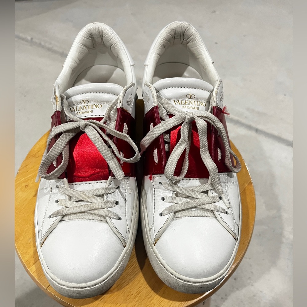 Valentino Garavani rockstud sneakers size 38